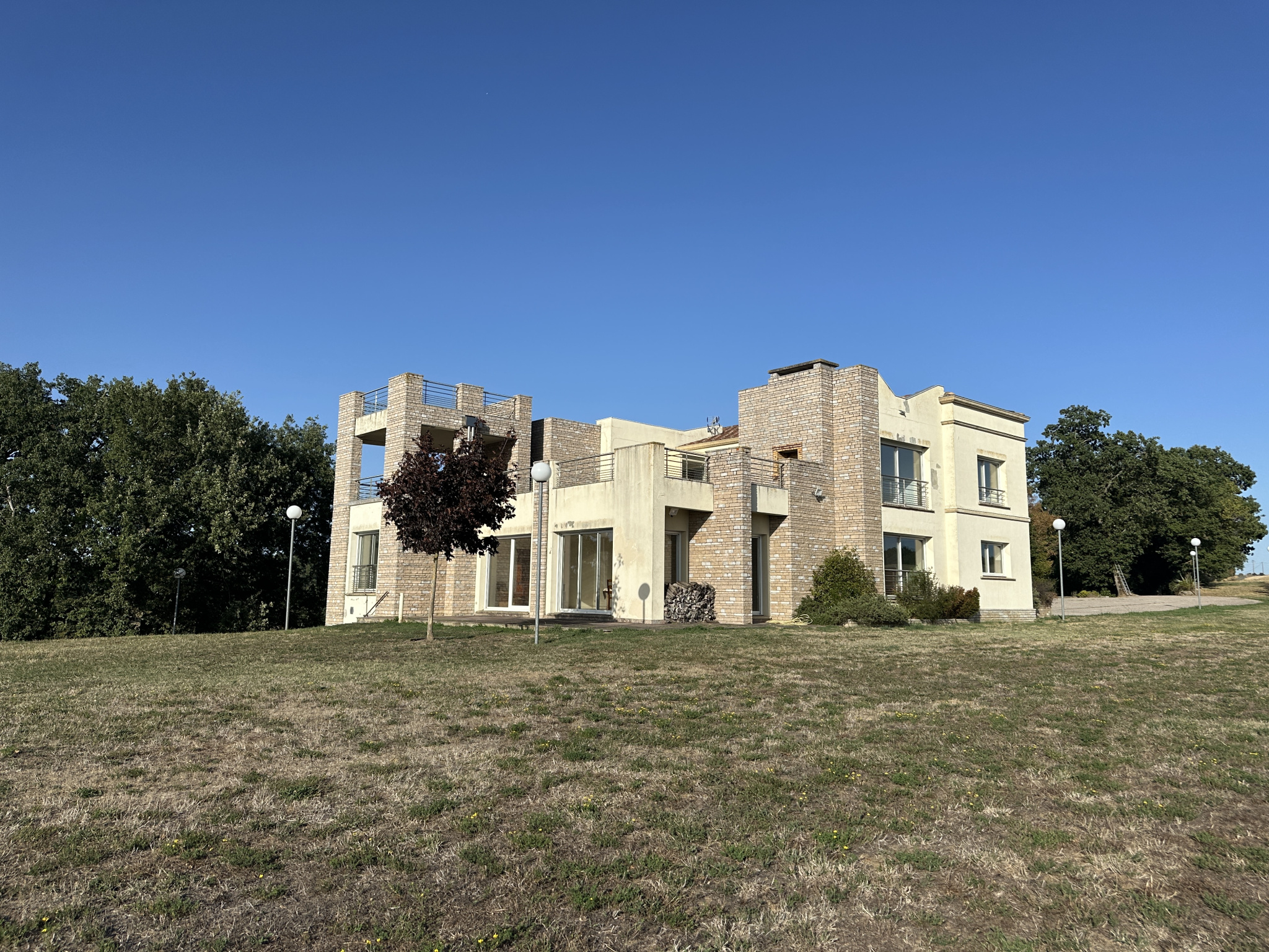 Commerce à vendre à L isle en dodon, 380 m², 10 pièces – photo 1 sur 29